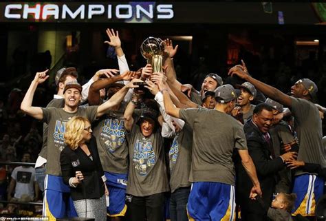 2014-15赛季NBA总冠军：金州勇士、伊戈达拉荣膺MVP_R2U2_新浪博客