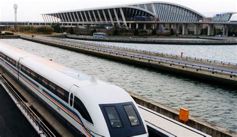 中国启动超高速磁悬浮列车，时速达600公里，将在十年内投入使用__财经头条