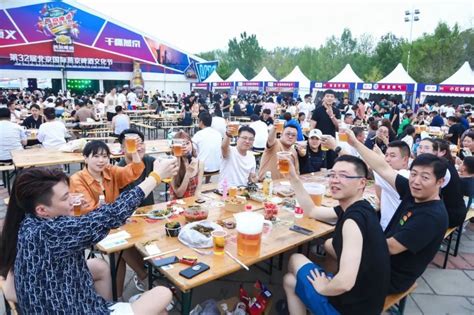 燕京啤酒：啤酒 X 文化节 点燃夏日夜经济浪潮