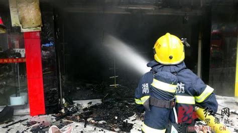 常德一童装店发生火灾起火原因尚在调查_手机新浪网