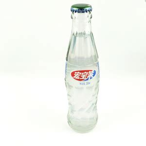 这种诞生于140年前的汽水饮料，乐趣全在这个设计奇葩的玻璃瓶里 - 知乎