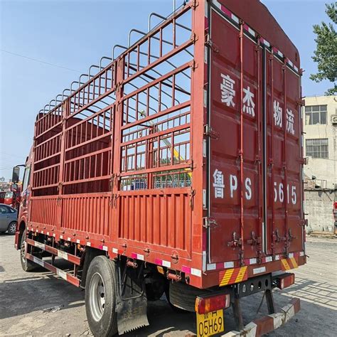 出售几台6.8米解放高栏货车江淮天锦多种品牌