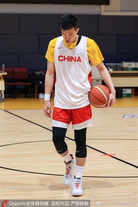 中国男篮12人大名单出炉！对阵哈萨克斯坦 - 球迷屋