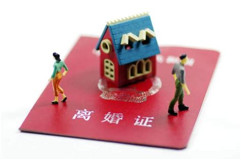家庭主妇离婚时能否分割男方以个人名义购买的房产？_澎湃号·政务_澎湃新闻-The Paper