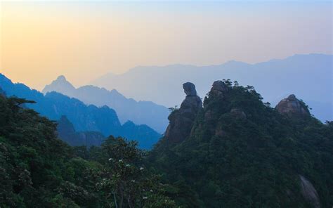 江西十大高山排名，原来最高峰是它