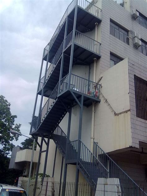 钢结构楼梯-上海隽珞金属制品有限公司