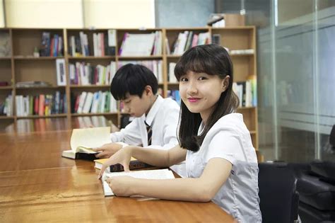 韩国高中留学条件有哪些？ _蔚蓝留学网
