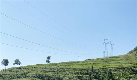 中国电力建设集团 火电建设 重庆丰都五洞岩220千伏线路工程带电一次成功