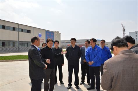 2014年4月23日，甘肃省省长刘伟平莅临我公司了解企业生产经营情况-定西高强度紧固件股份有限公司