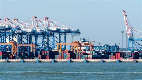 前10月青岛外贸进出口值6975.6亿，比去年同期增36.7%凤凰网青岛_凤凰网