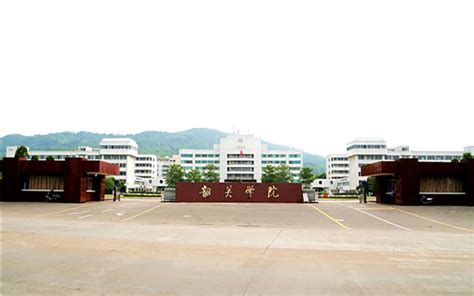 揭阳校区北门-广东工业大学国有资产管理办公室