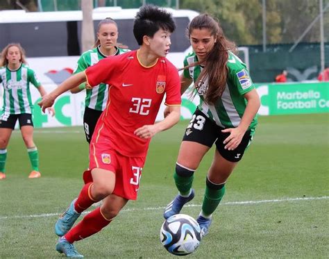 特写｜她为中国女足进球，她是唯一的“妈妈球员”张馨_运动家_澎湃新闻-The Paper