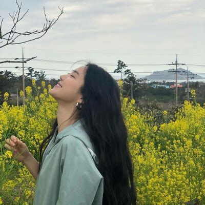 爱豆头像金炫雅图片