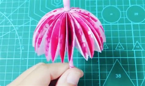 哪些小学生手工简单又漂亮？3步做出一把精致的小纸伞！_伊秀视频|yxlady.com