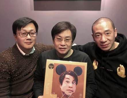 人文音乐教父郑智化 出道30周年 华语摇滚群星翻唱《智敬》黑胶首发_热点文娱网