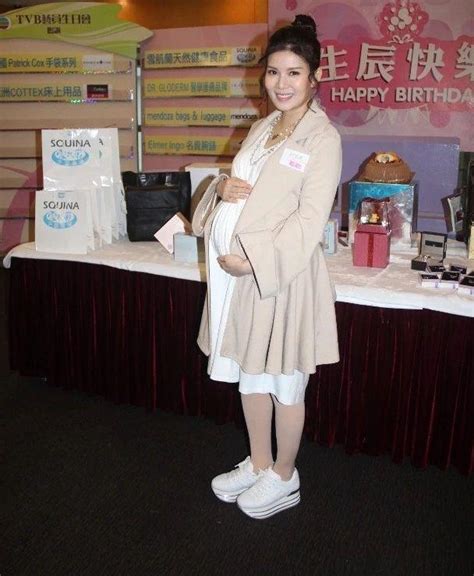 挺7个月巨肚出活动老公担心！TVB女星怀孕后变女王被服侍周到