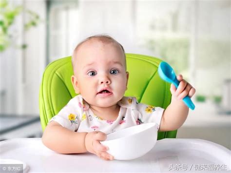 【怎么判断宝宝吃饱了，你知道吗？| 宝宝只要出现这几个动作】_傻大方
