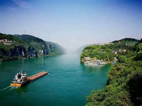 航拍长江三峡西陵峡绿意盎然—高清视频下载、购买_视觉中国视频素材中心