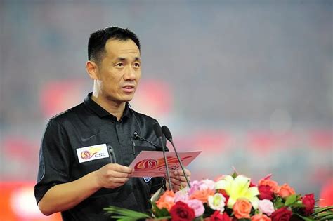 中国足协两名官员被查！_凤凰网