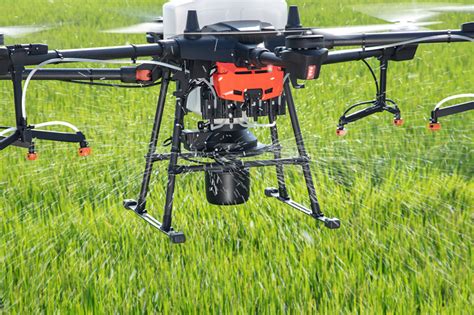 中国首架最大载药量农业植保无人直升机首飞成功|先正达|无人机|药量_新浪新闻