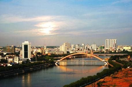 中国十大宜居城市——你住在哪里？