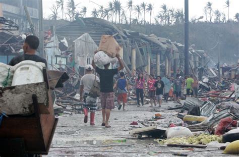 菲律宾警方：台风雷伊已致菲律宾208人死亡_手机新浪网