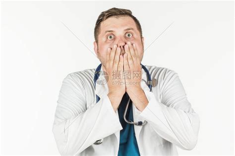 医生在工作时犯了一个错误医生惊慌失措高清图片下载-正版图片507415311-摄图网