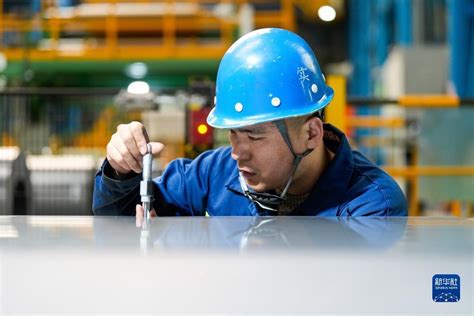 高性能取向电工钢专业化生产线在河北迁安投产_时图_图片频道_云南网