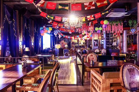关于西塘乌托邦酒吧-西塘最美的酒吧公园里叫乌托邦的那家怎么样啊？有最低消费吗？