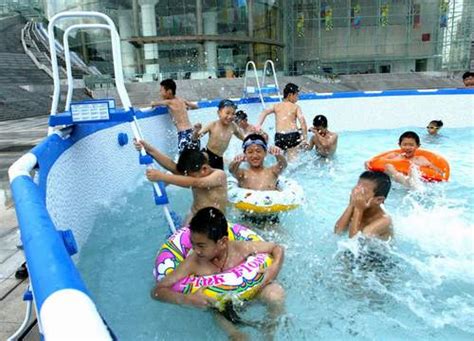 一对一游泳培训 开课啦 （图） - 深圳市少年宫 | 深圳市少儿科技馆