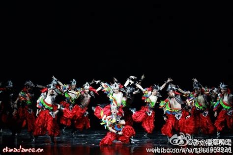 小红与姜老师的经典舞《鸿雁》1024_凤凰网视频_凤凰网