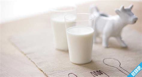 为什么现挤的牛奶羊奶千万不要喝?生鲜奶跟生奶有什么区别? - 育儿综合