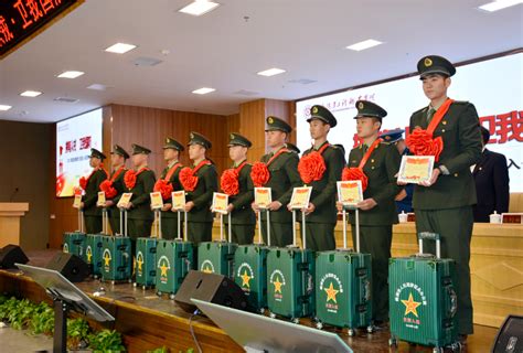 【中国新闻网】湖南省首批定向培养女士官入伍-长沙航空职业技术学院