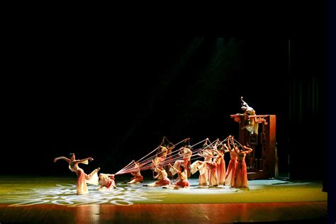 超唯美中国舞古典舞《浮光》舞蹈学员翻跳王诗意编舞_腾讯视频