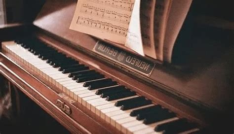 十大优美钢琴轻音乐 世界公认十首最好听的钢琴曲_知秀网