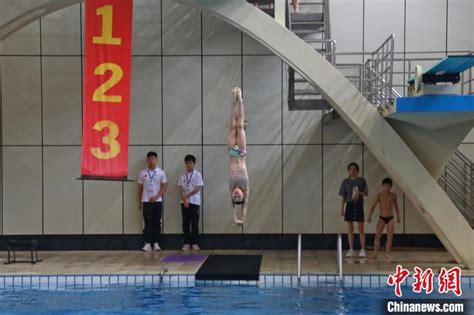 江西省青少年跳水锦标赛收官 近百名运动员参赛__财经头条