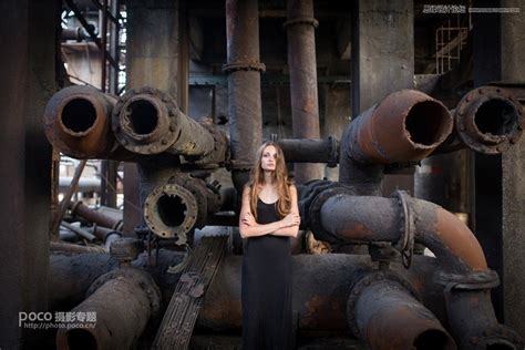 Photoshop快速调出废弃工厂中的美女人像(2) - PS教程网