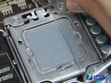 硅脂涂抹方式因CPU而异_思民 CNPS9900 LED_散热器评测-中关村在线