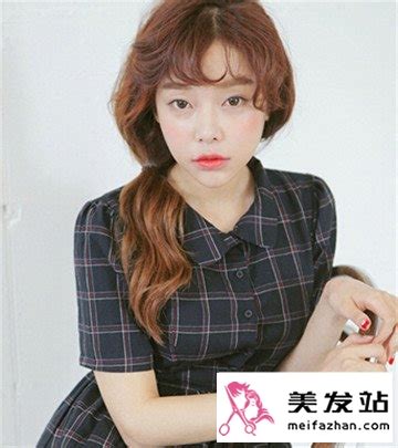 扎发型甜美女生图片头像
