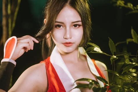 有点腼腆的不知火舞