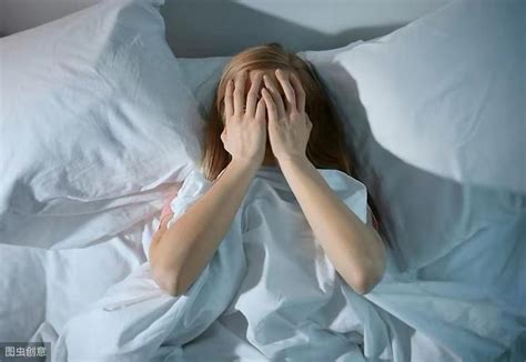 49岁女子半夜渴醒，以为更年期却确诊甲亢！什么疾病预兆是缺水？ - 知乎