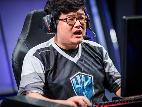 Undefeated: H2K Climbs to Top of Group C - Esports Edition
