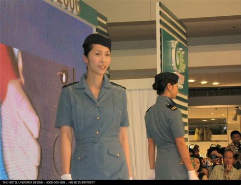 国泰航空新空姐制服图片_中国制服设计网