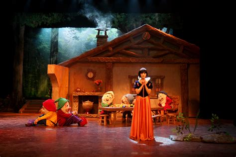 临沂大剧院-经典儿童剧《白雪公主》，圆孩子一个公主梦！