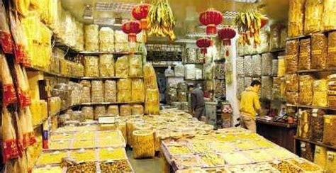 2024胡志明市最大的批发市场，从早上三点就开始热闹。到这里可以买到越南特产：腰果，甜罗望子，香蕉干，榴莲饼_Binh Tay Market ...