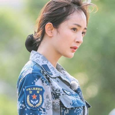 军训歌曲温柔女生头像