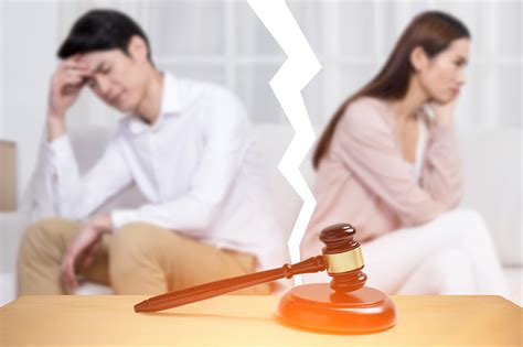 出轨会正常吗现在离婚怎么办,婚姻中,出现了出轨,应该怎么办呢_法律律师咨询