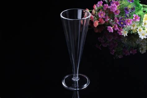 鸿乐塑料厂批发塑料高脚杯一次性PS红酒杯塑料杯香槟杯-阿里巴巴