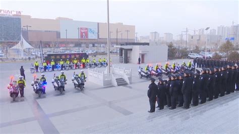 甘肃省酒泉市公安局特警支队女子快警大队勤务启动(组图)-特种装备网