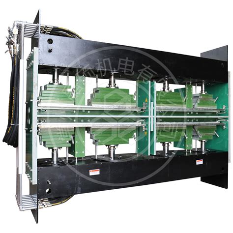 8月28日，常州玉宇电光器件有限公司对我司生产的1200℃开启式管式炉验收完毕-上海钜晶